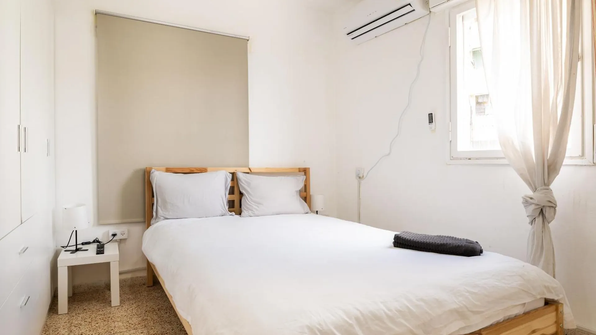 Sea View 2 Bedroom Apartment Haifa 0*,  Israel