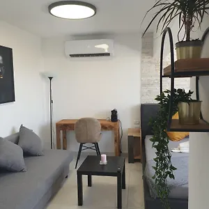Maya New -panoramic Sea&citycentre View, Appartement
